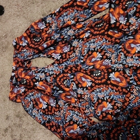 Exhilaration Dress - Picture 3 of 4